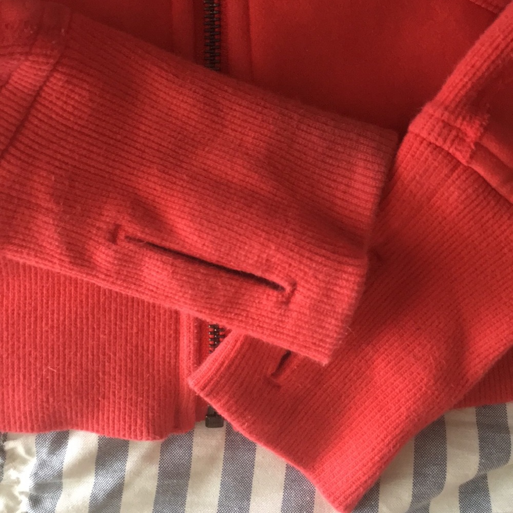 Lululemon athletica sweatshirt - Picture 3 of 5